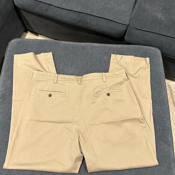 Men's Docker khaki pants - Picture 2 of 4